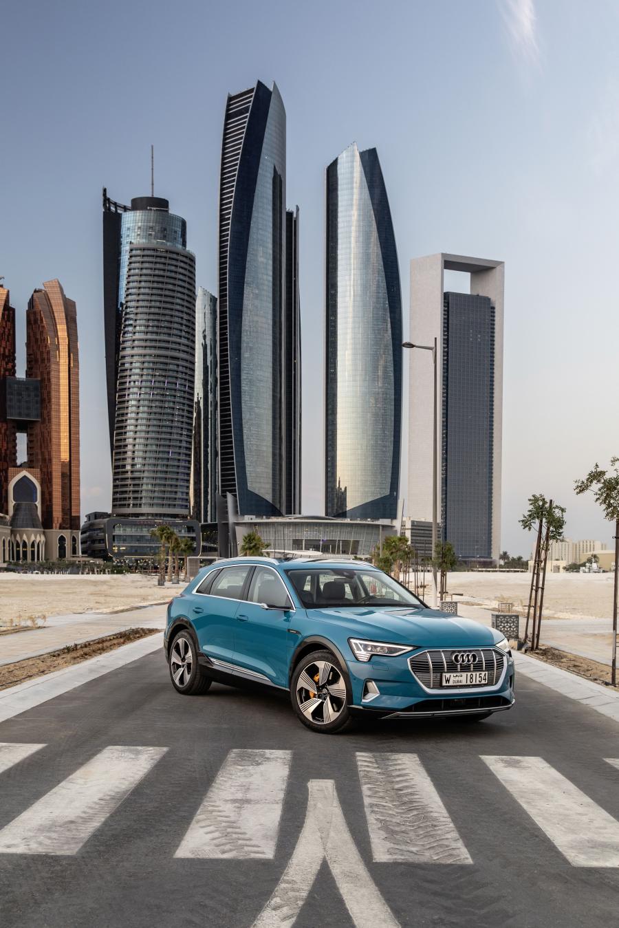  Audi e-tron 55 Quattro 2019 года  (WW) (фото 57 из 452)